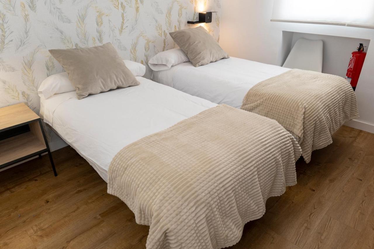 Apartamentos En Cordoba, Puente Romano Y Torre Calahorra Exterior foto