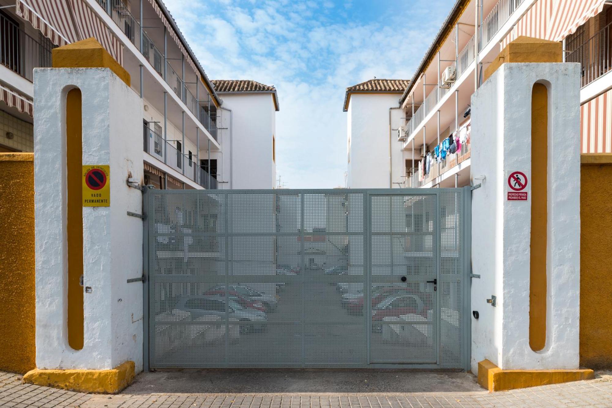 Apartamentos En Cordoba, Puente Romano Y Torre Calahorra Exterior foto